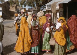 /medias/customer_2/EXPOSITIONS VIRTUELLES/OTHONY HEDE VISAGES/Entre Amber et Delhi_jpg_/0_0.jpg